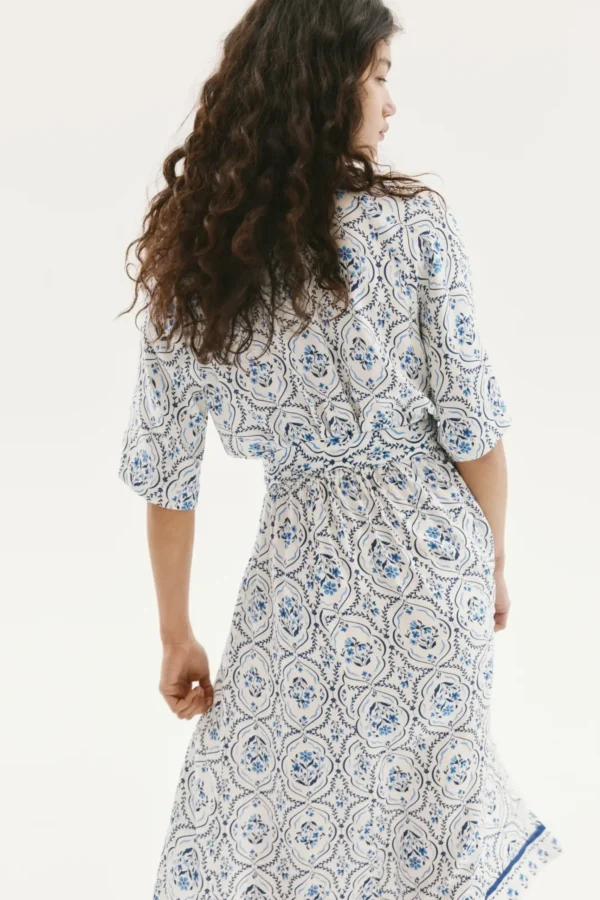 Belted Porcelain Pattern Midi Dress