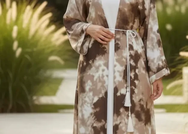 Lujain 3-Piece Abaya Set · Marble Edition