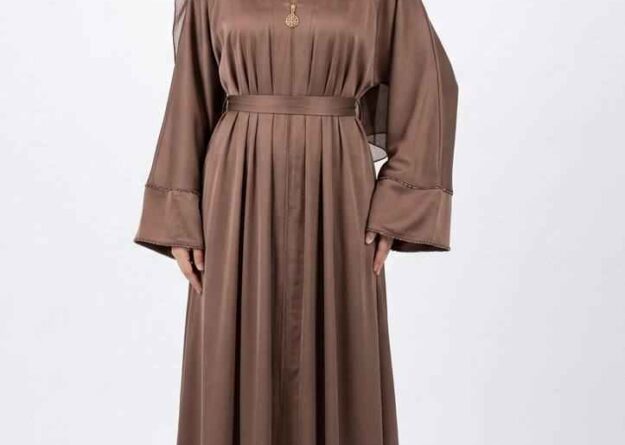 Nadira Classic Abaya · Structured Cut